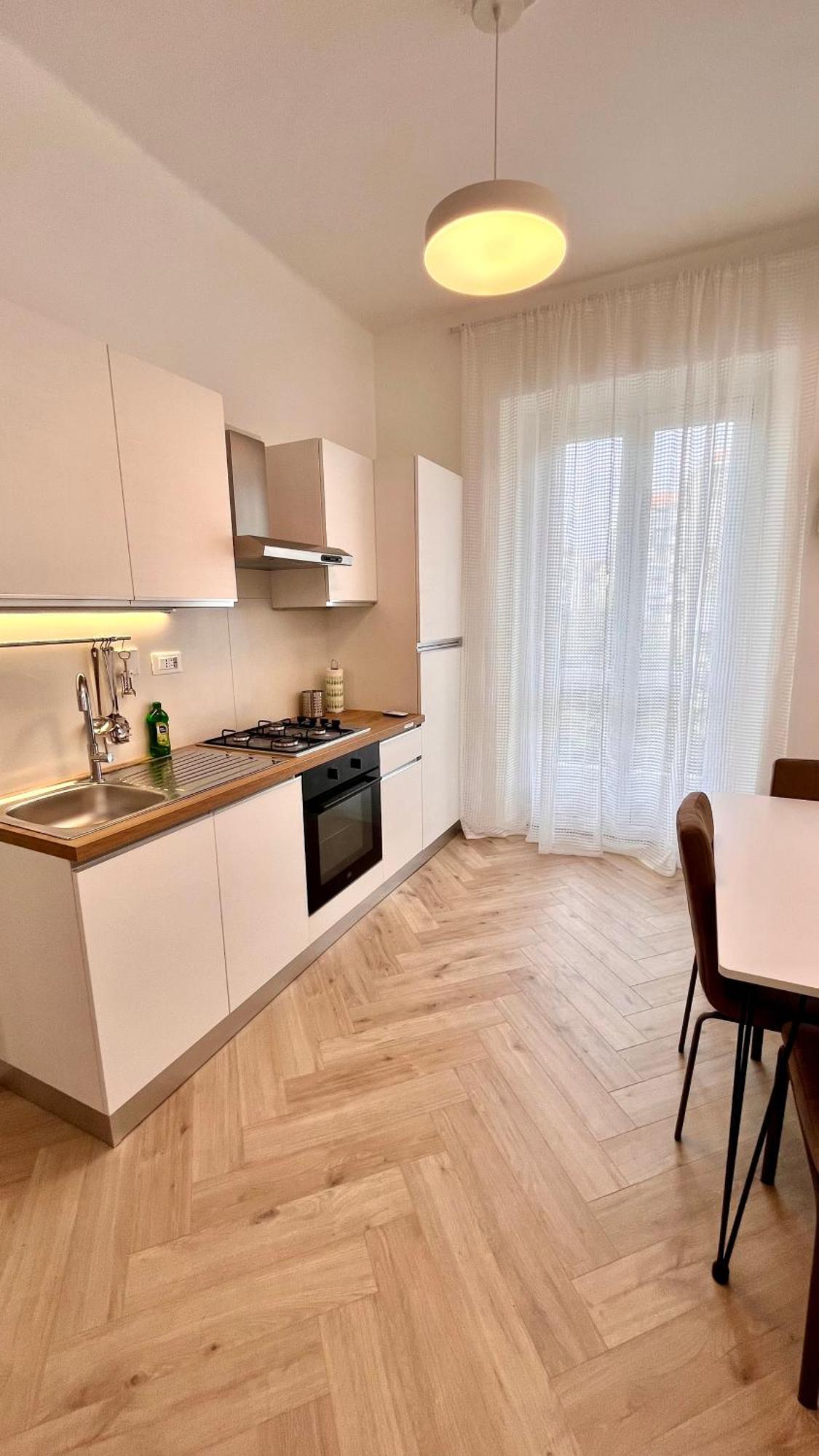 Appartamento Moderno Toscana, Parco Dora 토리노 외부 사진